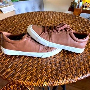 Banana Republic Men size 9 Cognac sneakers